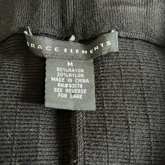 Knit fit and flare skirt with elastic waist - Picture 1 of 3